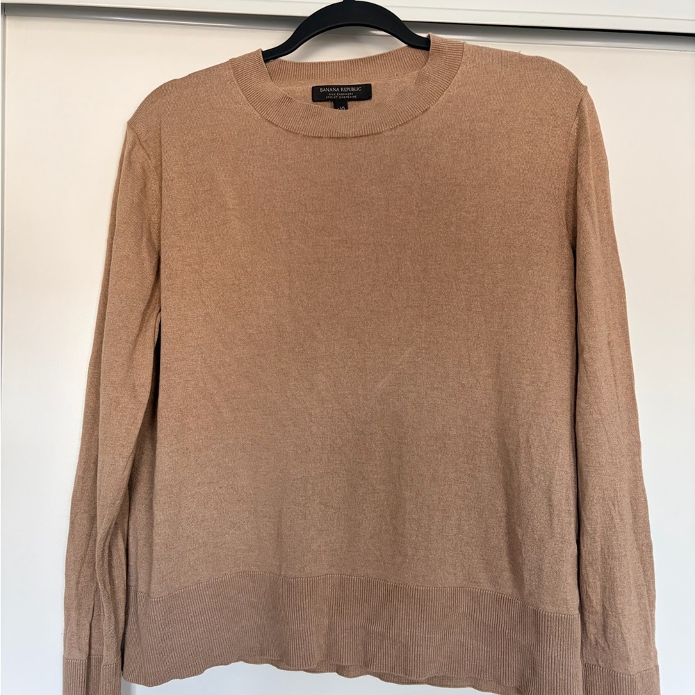 Banana Republic Women's Crewneck Sweater Silk & Cashmere Blend- Camel